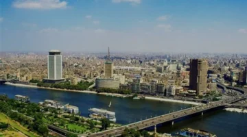 تغير الطقس غداً دافئ نهاراً وبارد ليلاً مع شبورة ورياح